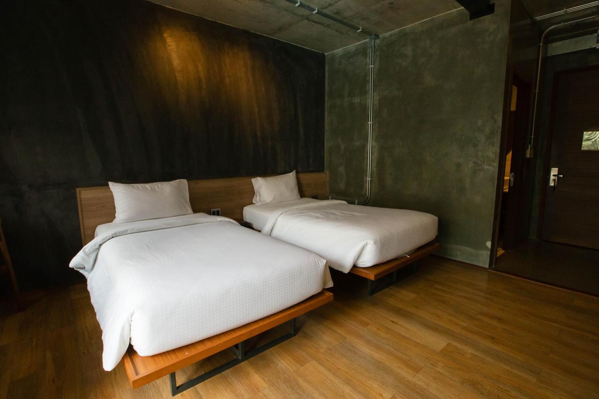 Navakitel Design Hotel Накхон Си Тамарат Екстериор снимка