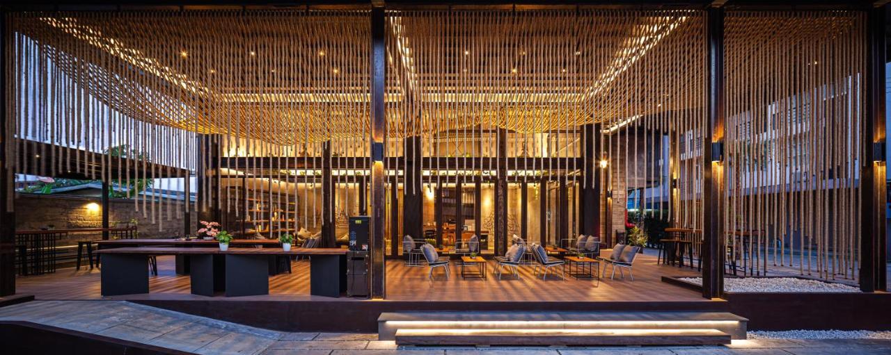 Navakitel Design Hotel Накхон Си Тамарат Екстериор снимка