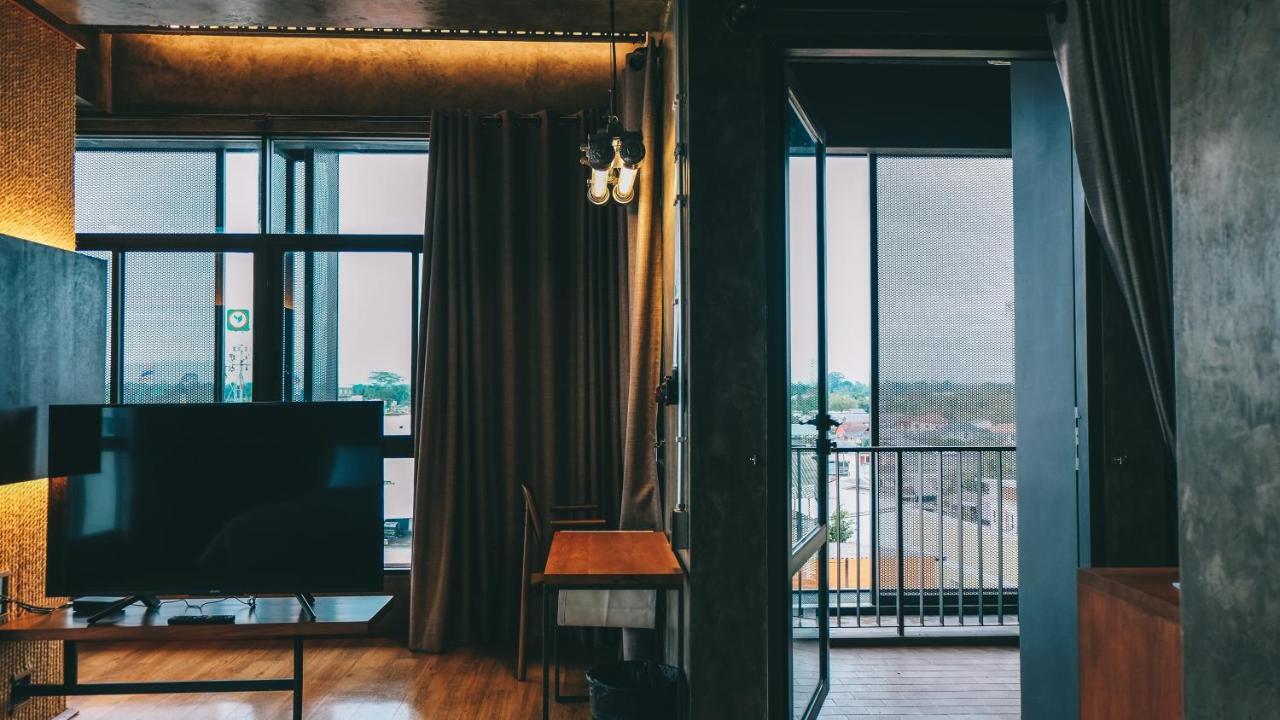 Navakitel Design Hotel Накхон Си Тамарат Екстериор снимка